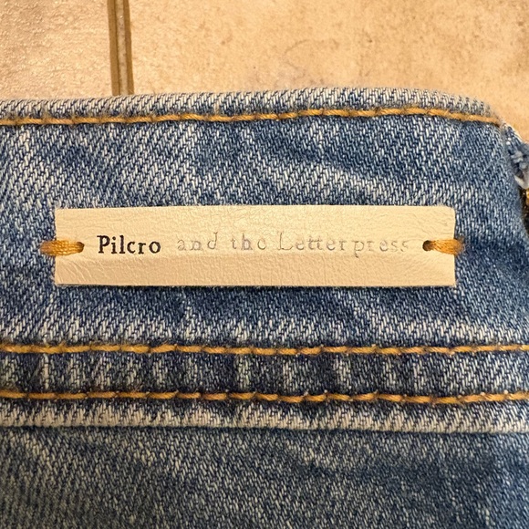 NWOT Anthropologie Pilcro Embroidered Patchwork
Floral Slim Boyfriend Jeans 28 - Picture 12 of 16